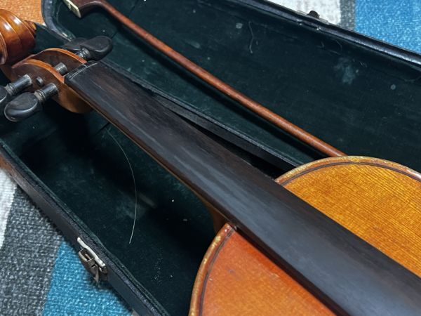 Suzuki Violin 特 No.2 4/4 Anno1963 スズキ バイオリン ヴァイオリン 1963年製 ハードケース付き 現状品の画像3