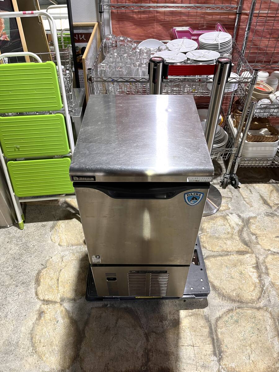 【2012年製 ダイワ 製氷機】 395×450×800ｍｍ DRI-25LME 業務用 厨房機器 厨房備品 飲食店 店舗用 全自動製氷機 キューブアイス 100Vの画像2