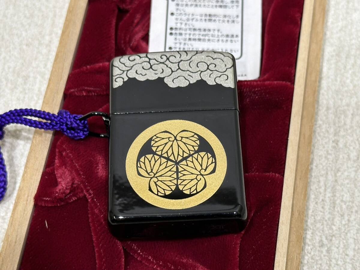 【KIM-1846】【1円スタート】 ZIPPO 本金蒔絵 葵の紋 ZIPPO ジッポ ガスライター 着火未確認 中古品 保管品_画像2