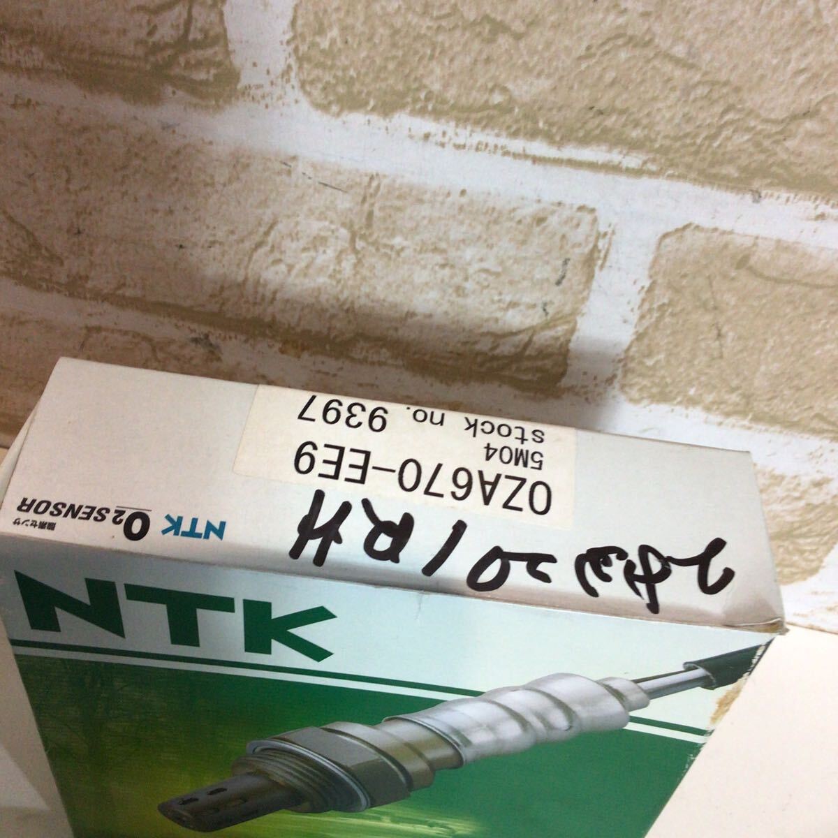 (52)NTK OZA670-EE9 O2センサ * トヨタ　エスティマ2400* ACR30W・40W* 2AZ-FE *レフト*No.9397 新品_画像4