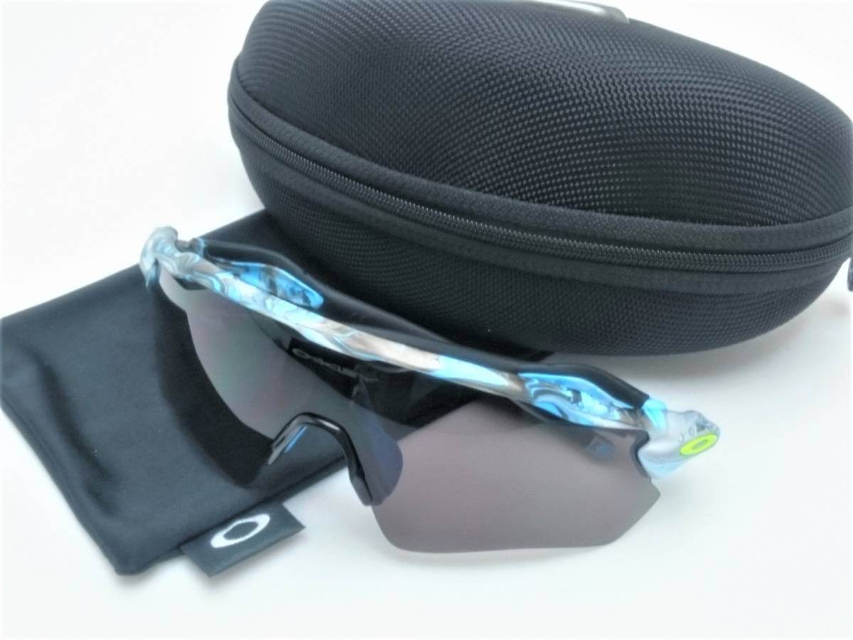 極美品!!OAKLEY 0OO9236 Valve バルブ マットブラック迷彩 極美品!!OAKLEY 0OO9236 Valve バルブ マットブラック迷彩