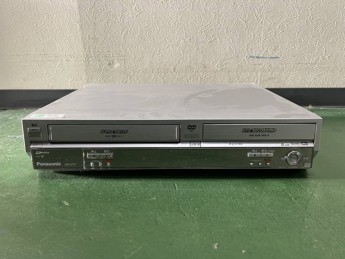4024 Panasonic Panasonic DMR-E75V DIGAti-gaVHS one body DVD player body only electrification only has confirmed 
