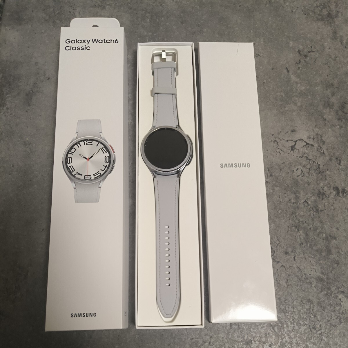 Galaxy Watch6 Classic 47mm｜FeliCa/android対応｜Bluetooth v5.3｜通話機能｜GPS搭載｜最大40時間のバッテリー持続時 開封済み未使用品の画像1