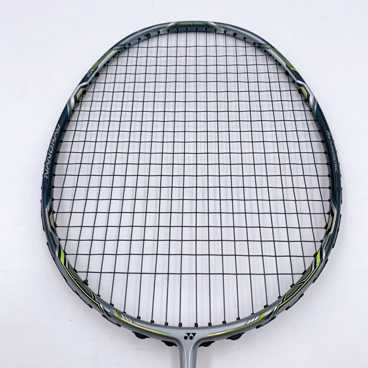 【廃盤モデル】YONEX NANORAY 900 3UG5バドミントン