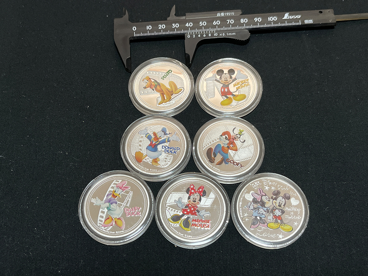 【X218】収蔵品放出2020年ニュージーランド エリザベスⅡ ディズニー ミッキー ミニー ドナルド 等紀念銀貨 コイン カラーメダル 7枚セットの画像1