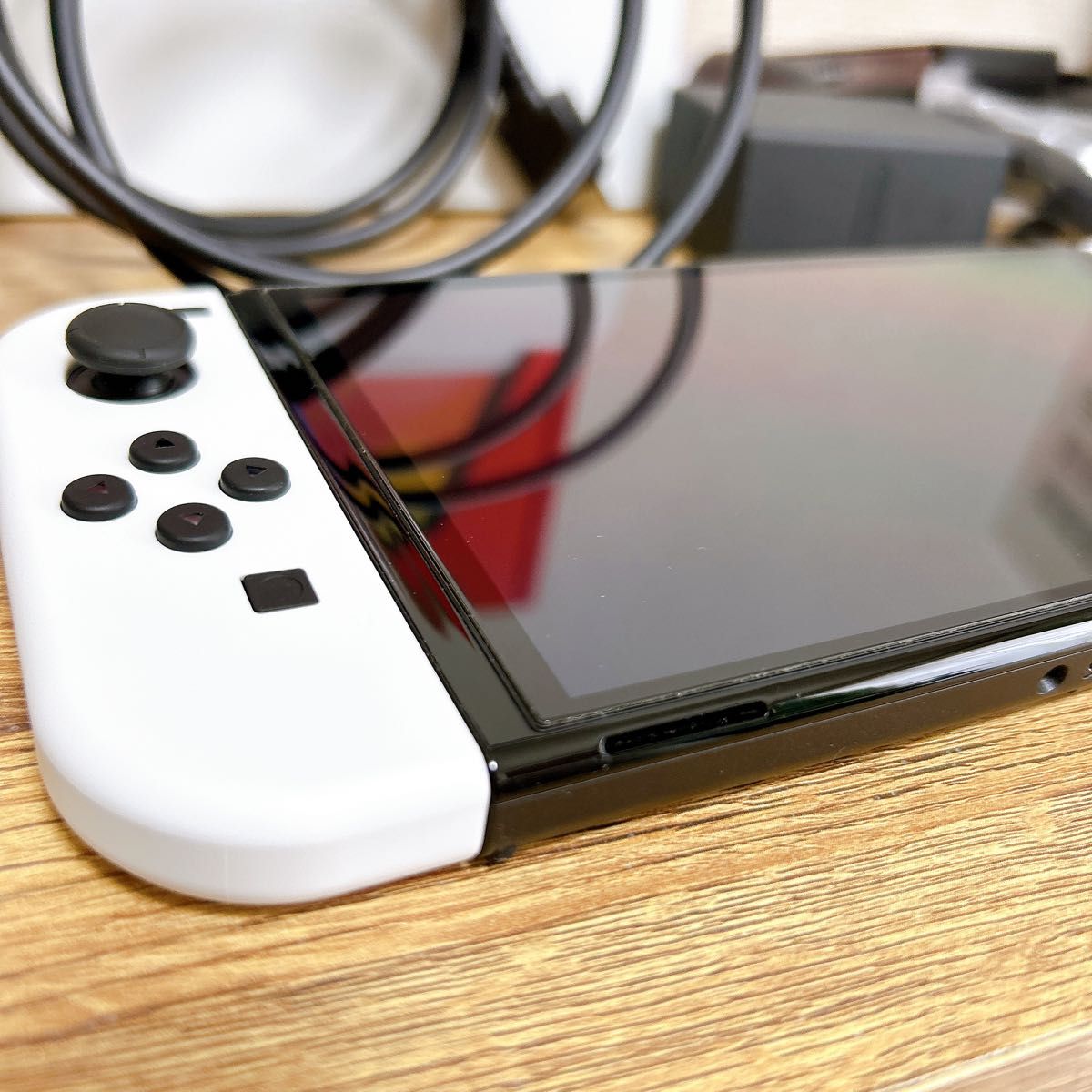 Nintendo Switch 有機ELモデル ホワイト　Switch本体有機EL 本体　スイッチ 有機el  ホワイト 完品