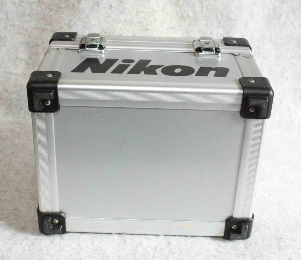 [is278]ニコン　カメラケース　ハードケース Nikon camera case _画像6