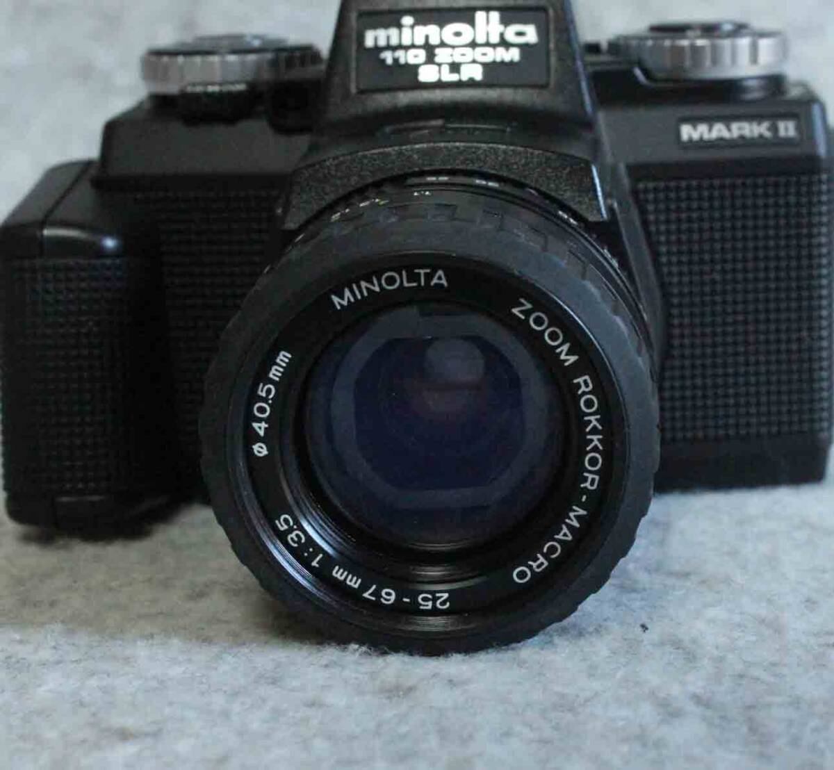 [is331]カメラ minolta 110 ZOOM SLR MARK Ⅱ ミノルタ 110ズーム  slr マーク2 ZOOM ROKKOR MACRO 25-67mm f3.5 フード付き camera の画像8