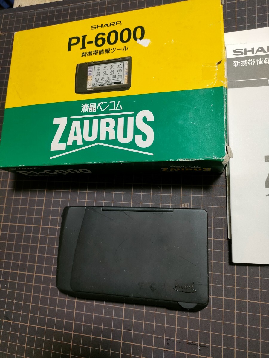 SHARP 液晶ペンコム ZAURUS PI-6000 通電確認のみ 中古 ジャンク扱いの画像2