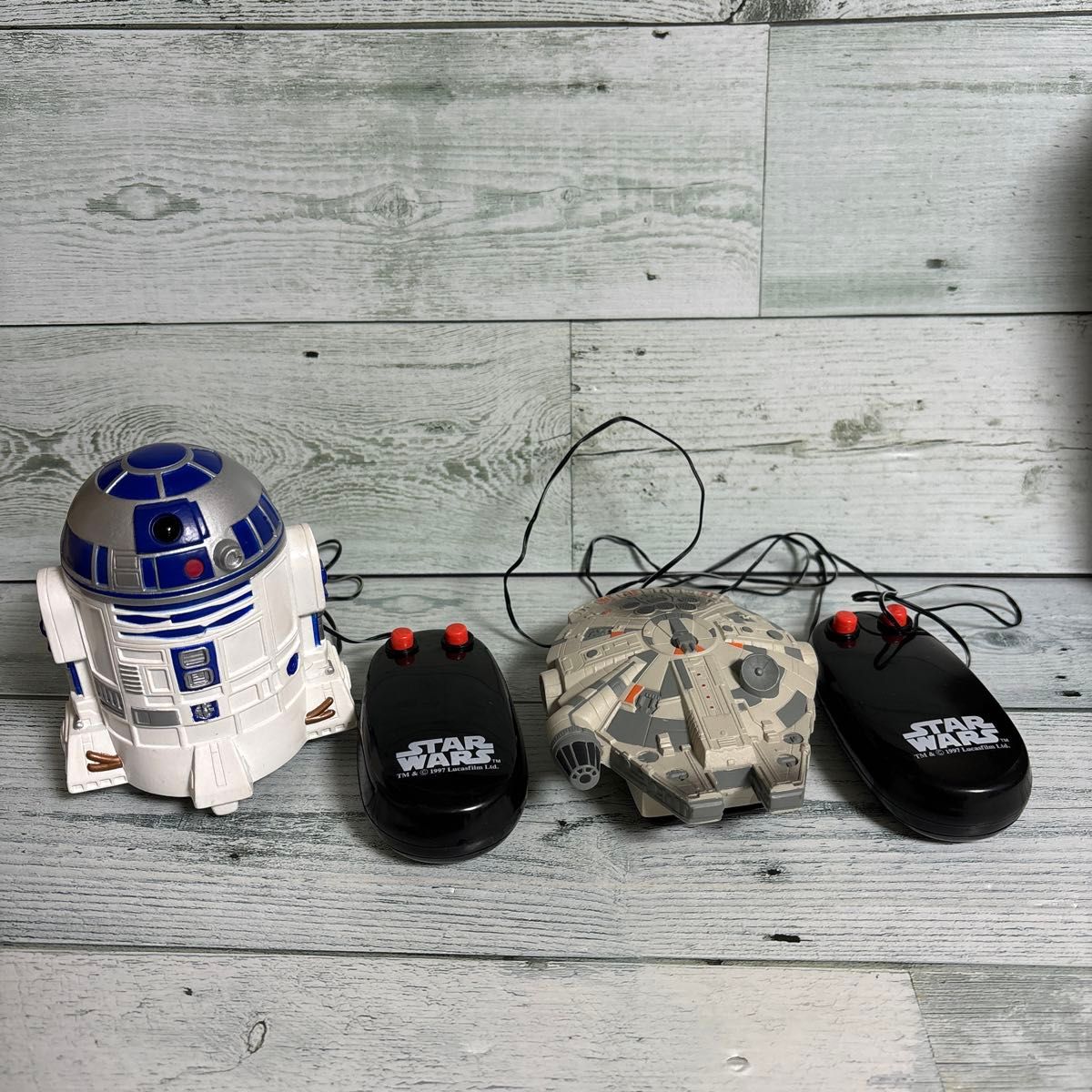 【動作確認済】  スターウォーズ ファルコン号 & R2D2ラジコン 2種セット