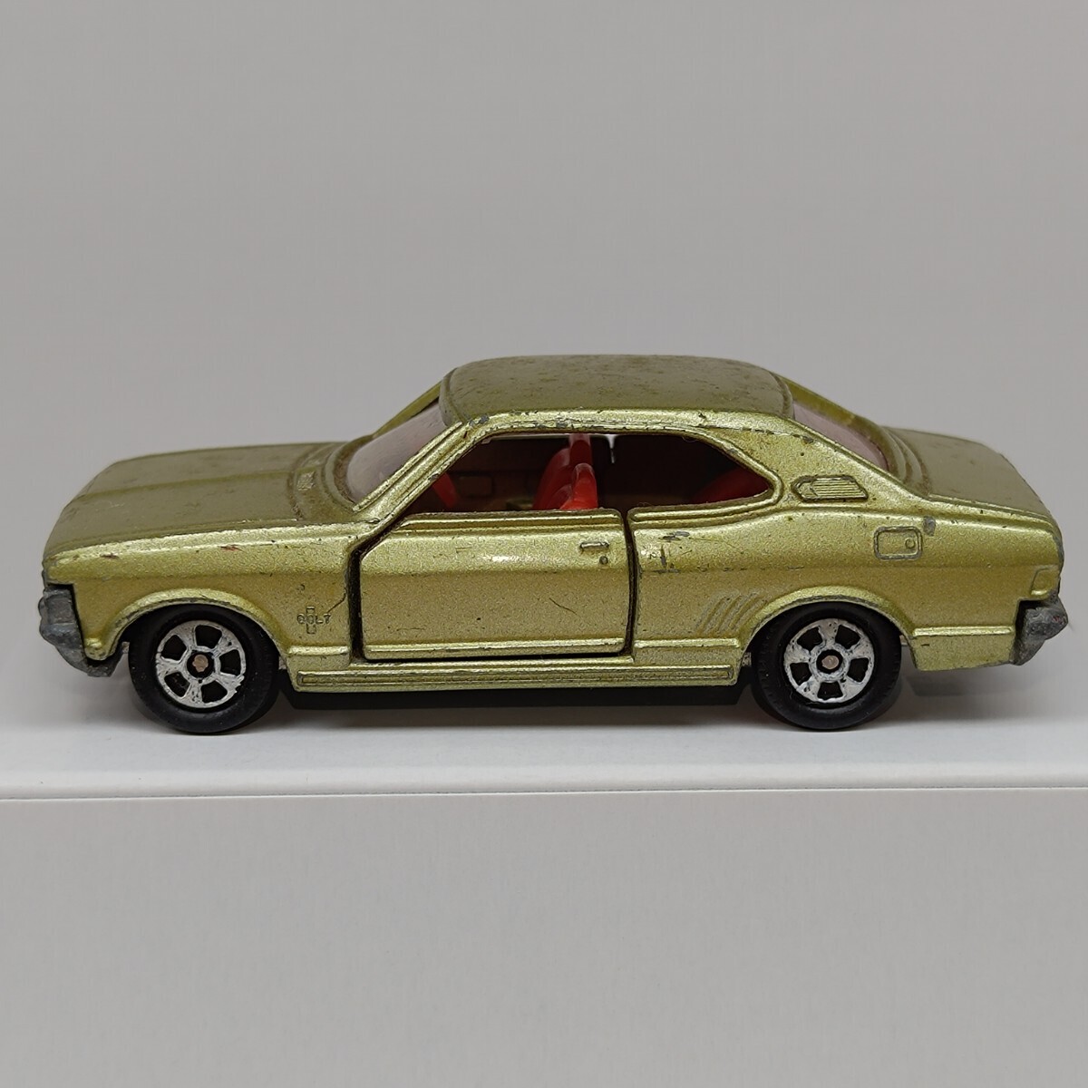 No.13-1-1 トミカ 三菱 コルトギャラン HT GS 1/59 日本製 ルース 当時物 1Aホイール