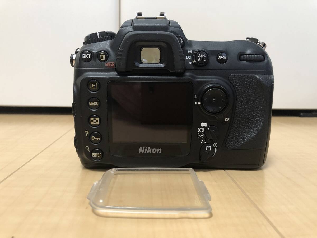 ★完動品★ショット数少ない★　NIKON D200+MBD200+レンズ DX AF-S NIKKOR 18-70 1:3.5-4.5G EG_画像3