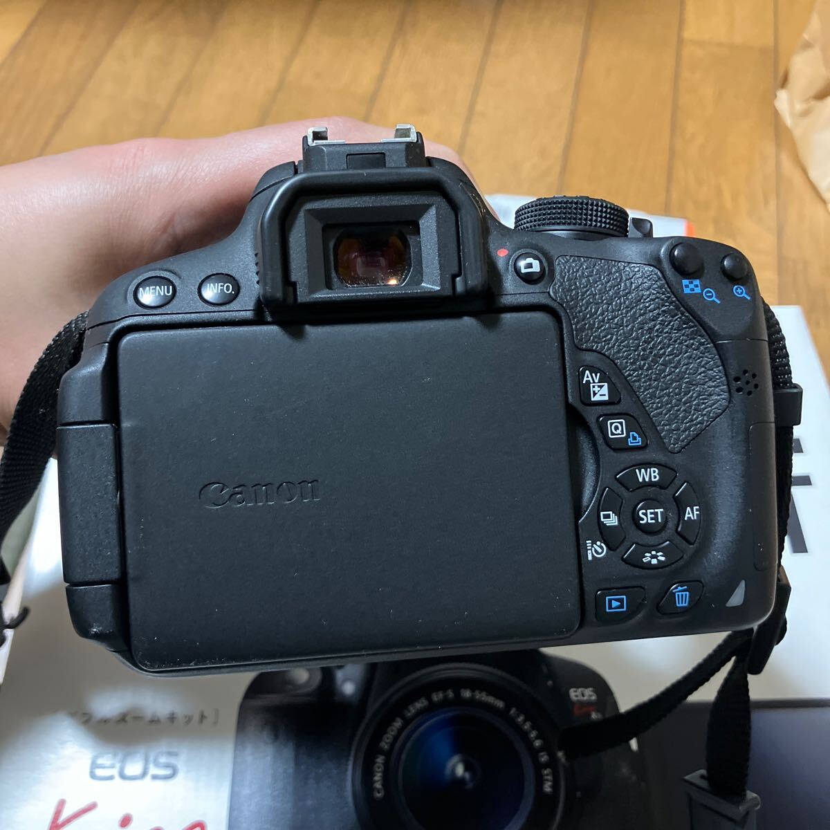 EOS Kiss X7i ダブルズームキットの画像2