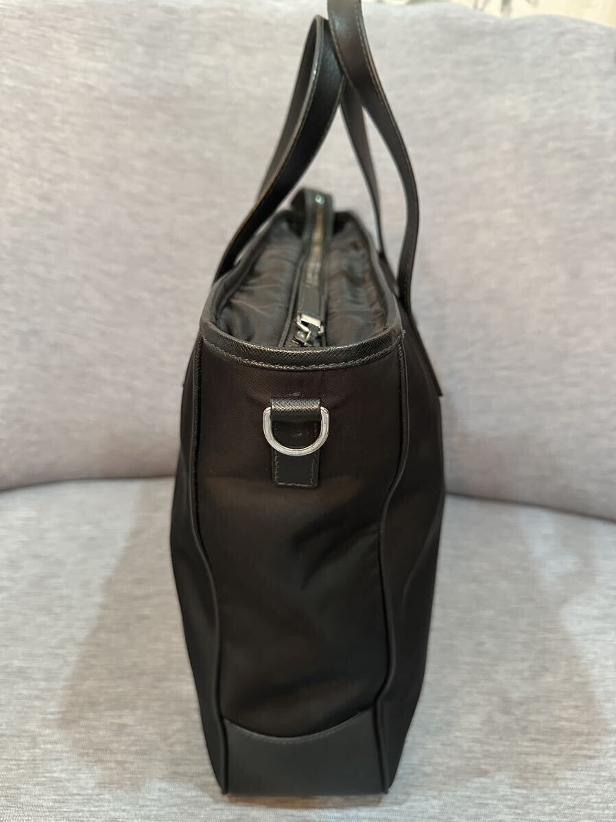 1円【最高級】PRADA プラダ 2way ショルダーバッグ トート ハンド 三角プレート A4収納 メンズ サフィアーノレザー ブラック ナイロン 黒色の画像7