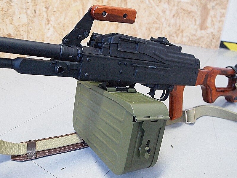 A&K 電動ガン PKM 機関銃 フルメタル 木製ストック スリング付属 マシンガン_画像4