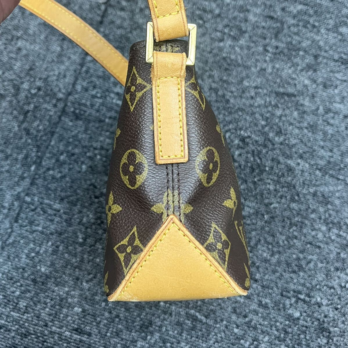 ★1円スタート★LOUIS VUITTON ルイヴィトン モノグラム トロター M51240 シリアルAR0021ショルダーバッグポシェット 斜めがけの画像8