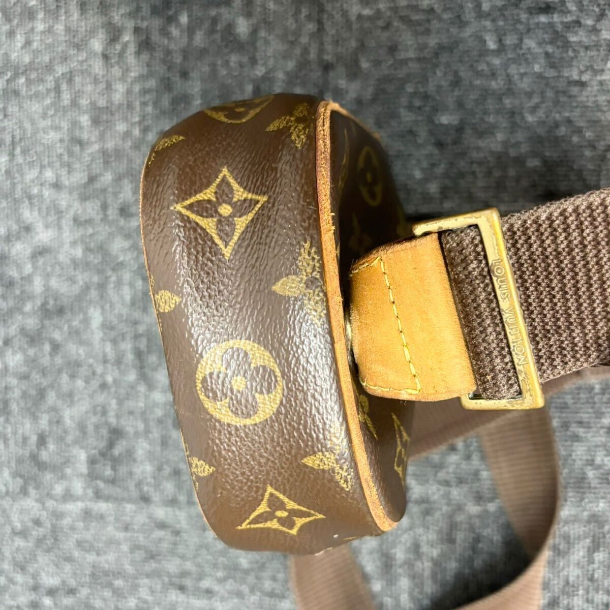 ★1円スタート★LOUIS VUITTON ルイヴィトン モノグラム ガンジュ M51870 ボディバッグ ショルダーバックポシェット シリアルCA0092の画像4