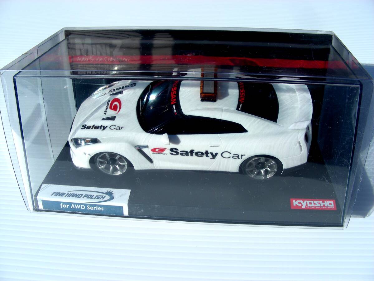 【 未開封 】 京商 ミニッツ レーサー ニッサン GT-R R35 セーフティカー ( ホワイト ラメ ・ 白 ) KYOSHO Mini-Z ＧＴＲ Safety car_画像2