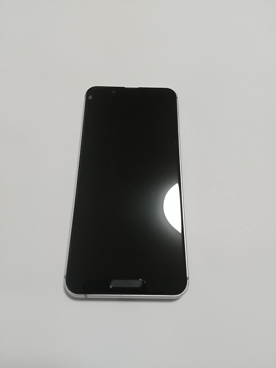 AQUOS sense3 Lite 本体 ジャンク品 SIMロック解除済_画像9