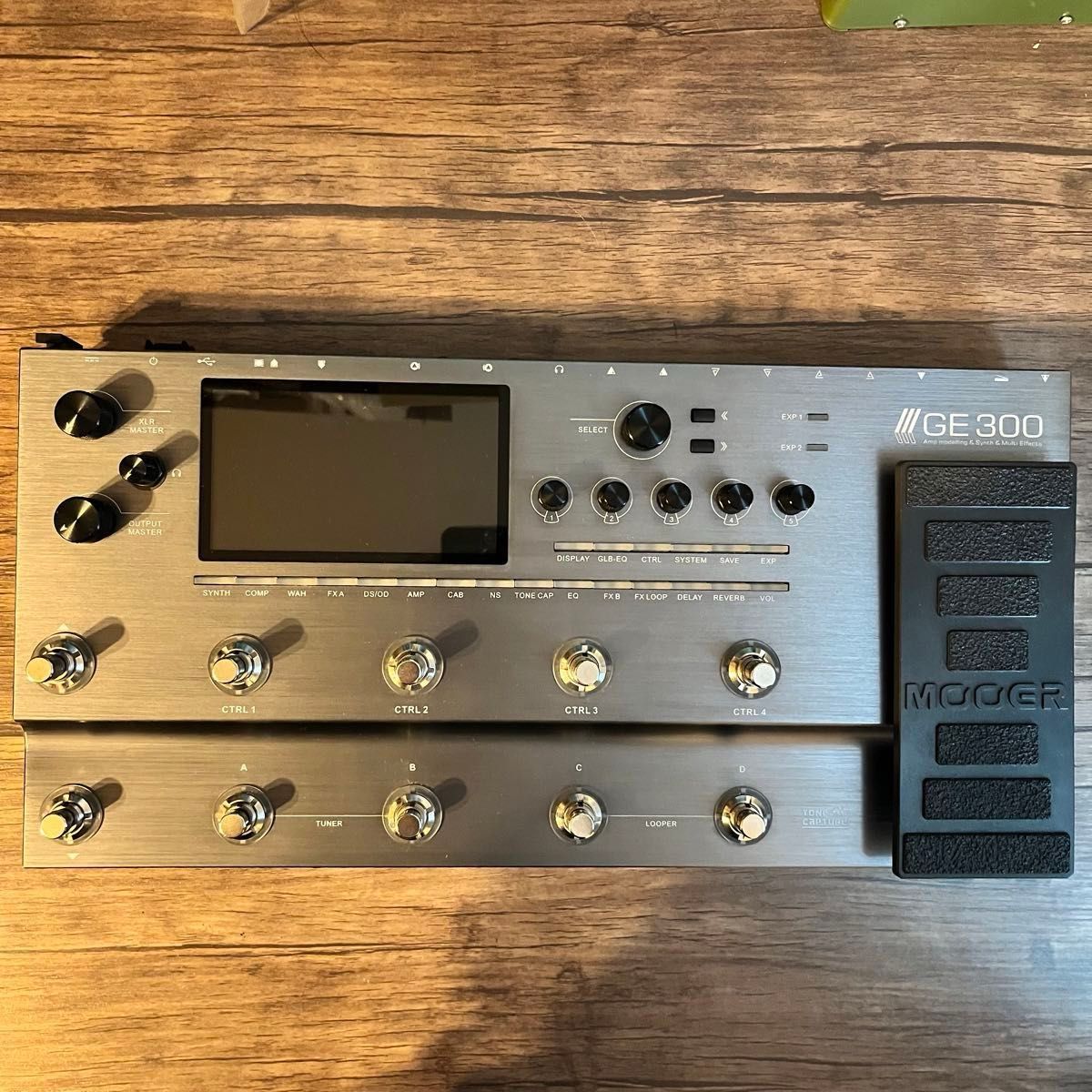 mooer GE300 マルチ エフェクター B'z 松本孝弘 ムーアー Tak mooer GE300 マルチ エフェクター B'z 松本孝弘 ムーアー Tak