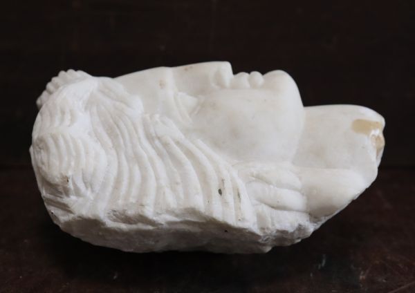 西洋アンティーク 白砡のような材質の石彫の顔 オブジェ 古代ローマ彫刻 ｎ522の画像6
