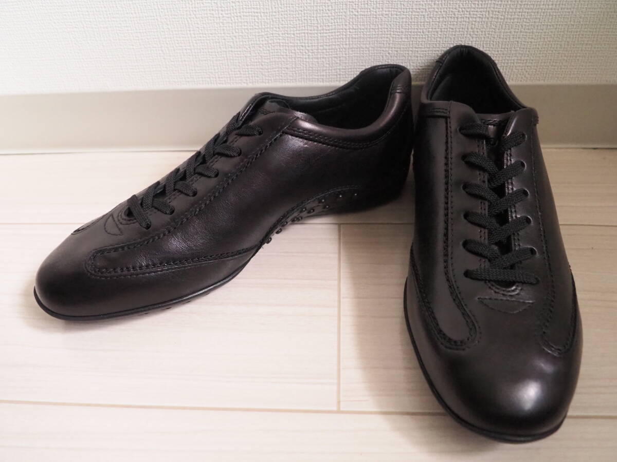 * ultimate beautiful Italy made TOD\'S Tod's leather shoes sneakers 6 1/2* black * driving shoes * shoe race attaching *