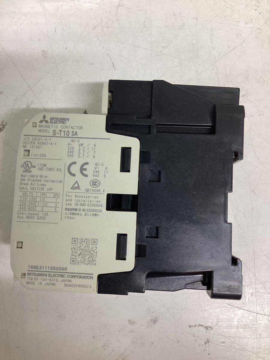 ★Ｉ★　MITSUBISHI　電磁接触器　S-Ｔ10SA　25個セット【中古品】_画像4