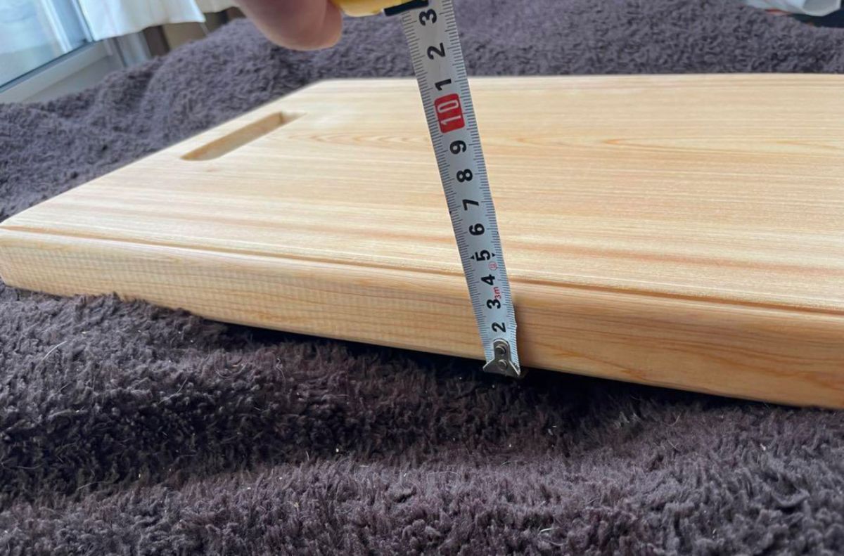 GW値下げ！未使用品　まな板　木製　無垢材ヒノキ檜　大きいサイズ　48x36x4cm