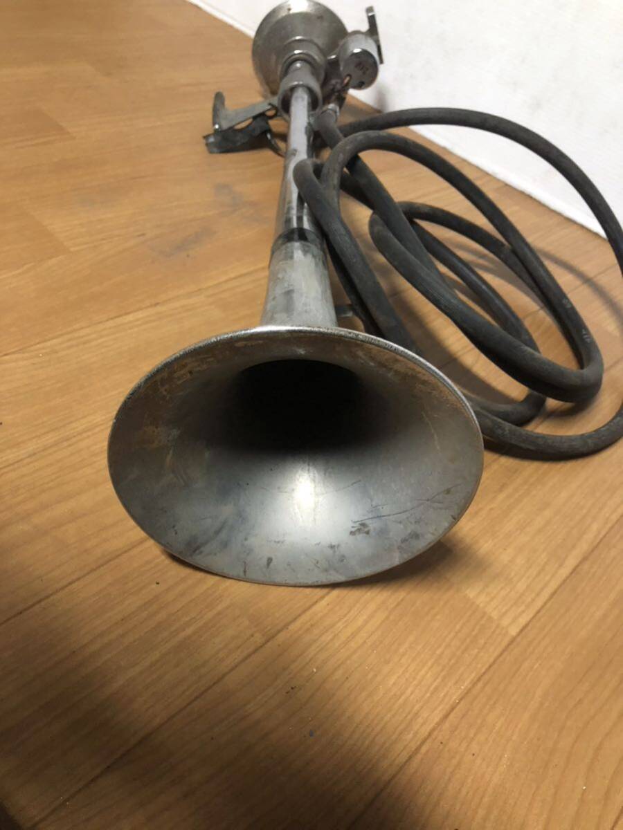  universal big BIG air horn yan key horn that time thing total length 63 centimeter 