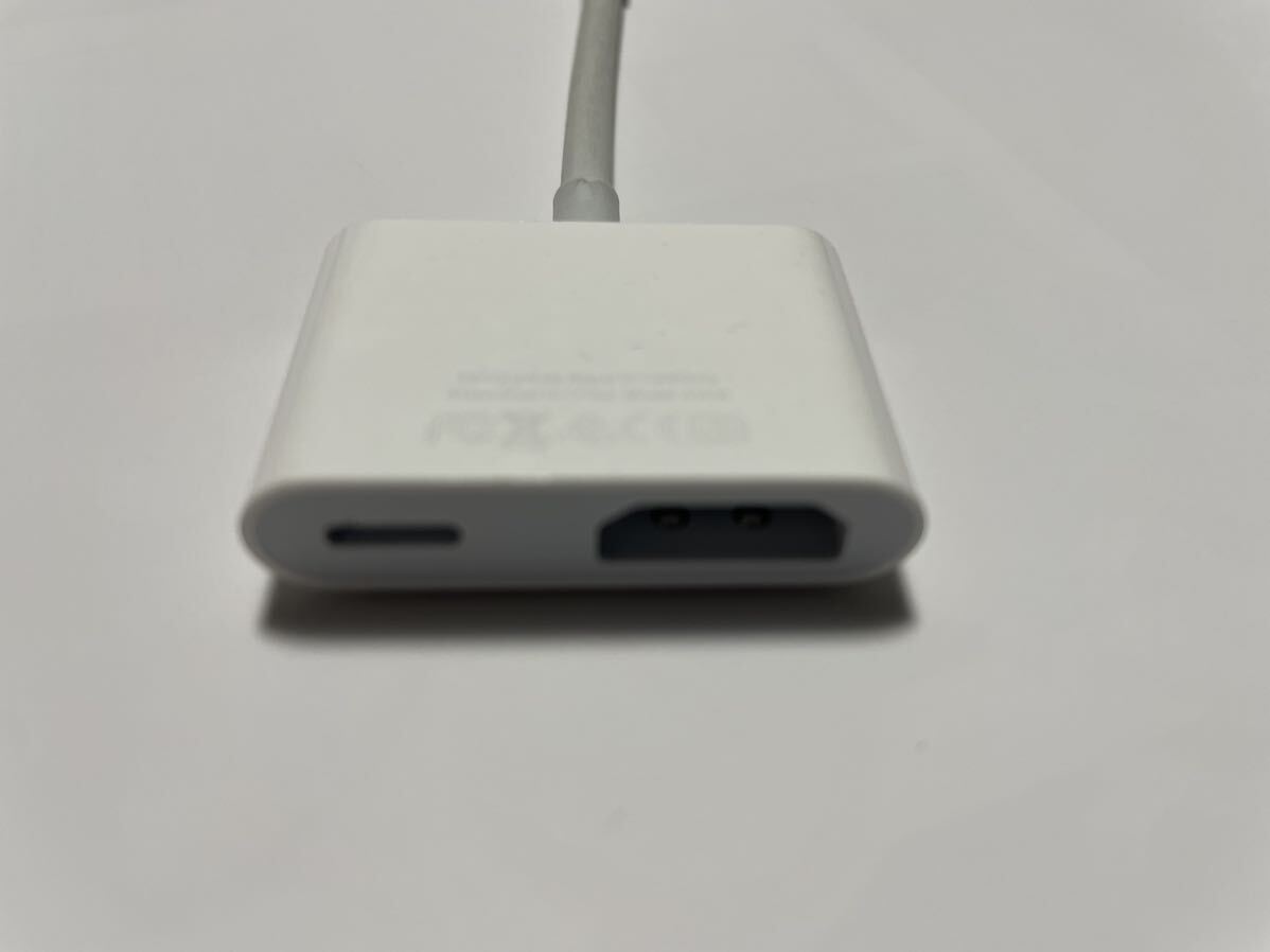 Apple純正Lightning ケーブルHDMI変換ケーブル 中古品 送料無料の画像3