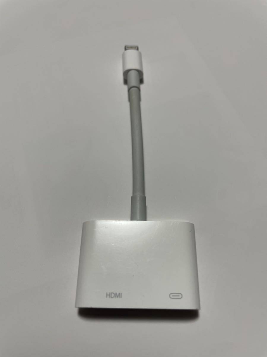 Apple純正Lightning ケーブルHDMI変換ケーブル 中古品 送料無料の画像1