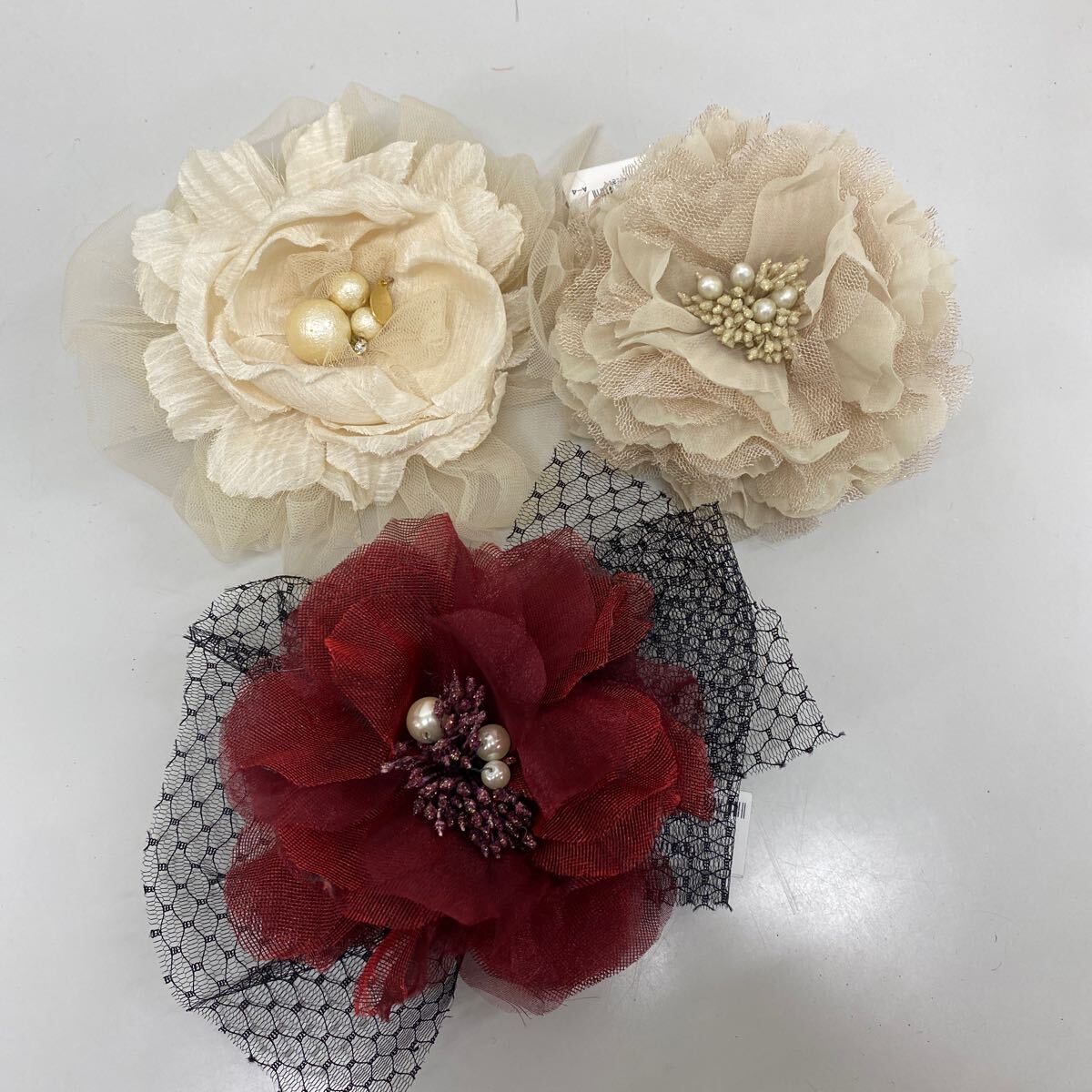 1円〜 ハンドメイド 結婚式髪飾り 白無垢髪飾り 花嫁髪飾り 和装髪飾り 色打掛髪飾り カチューシャ カラーストーン パール調 9点 タグ付き_画像5