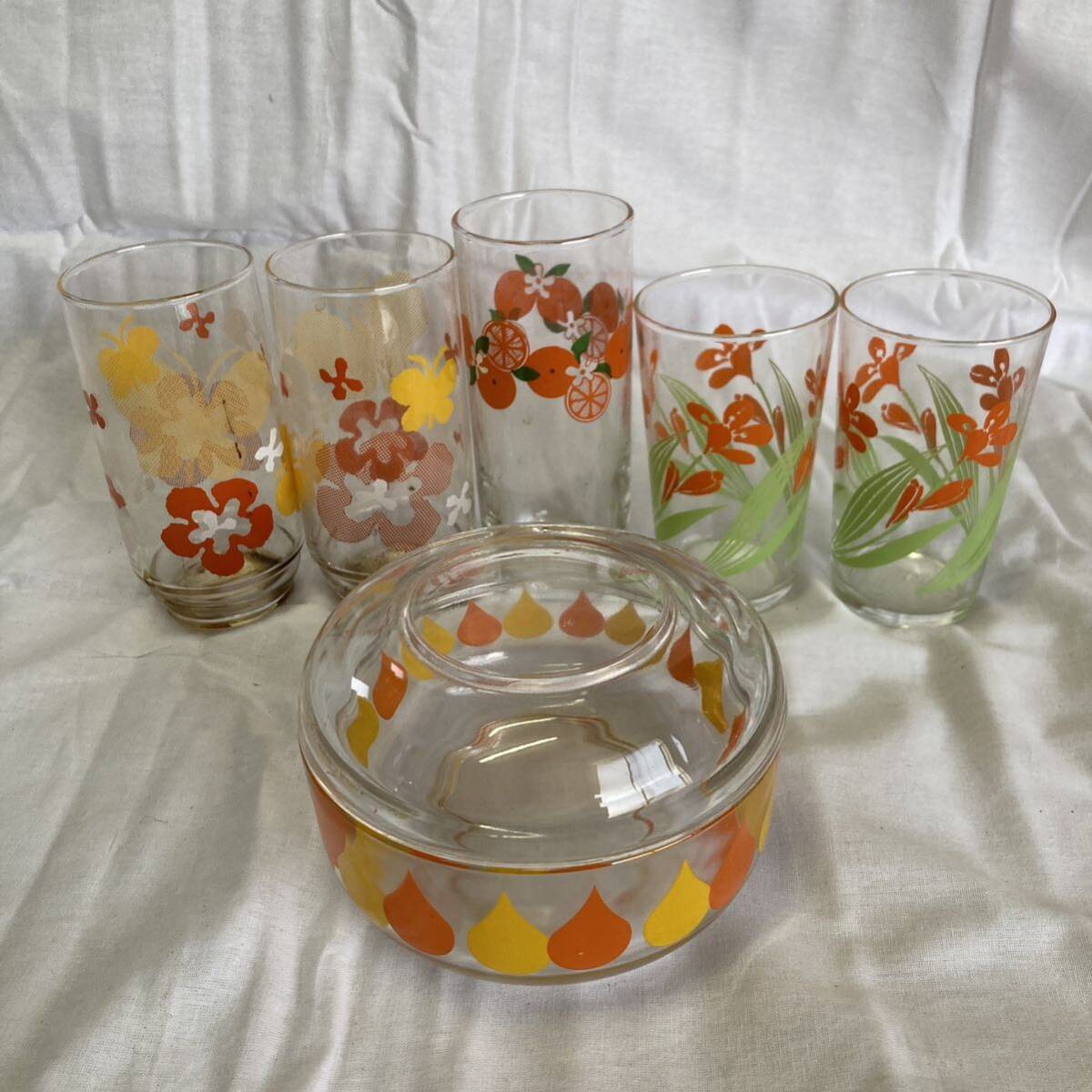 昭和レトロ 昭和レトロポップ グラス 当時物 花柄 アデリア ガラスコップ タンブラーグラス 6個セットの画像1