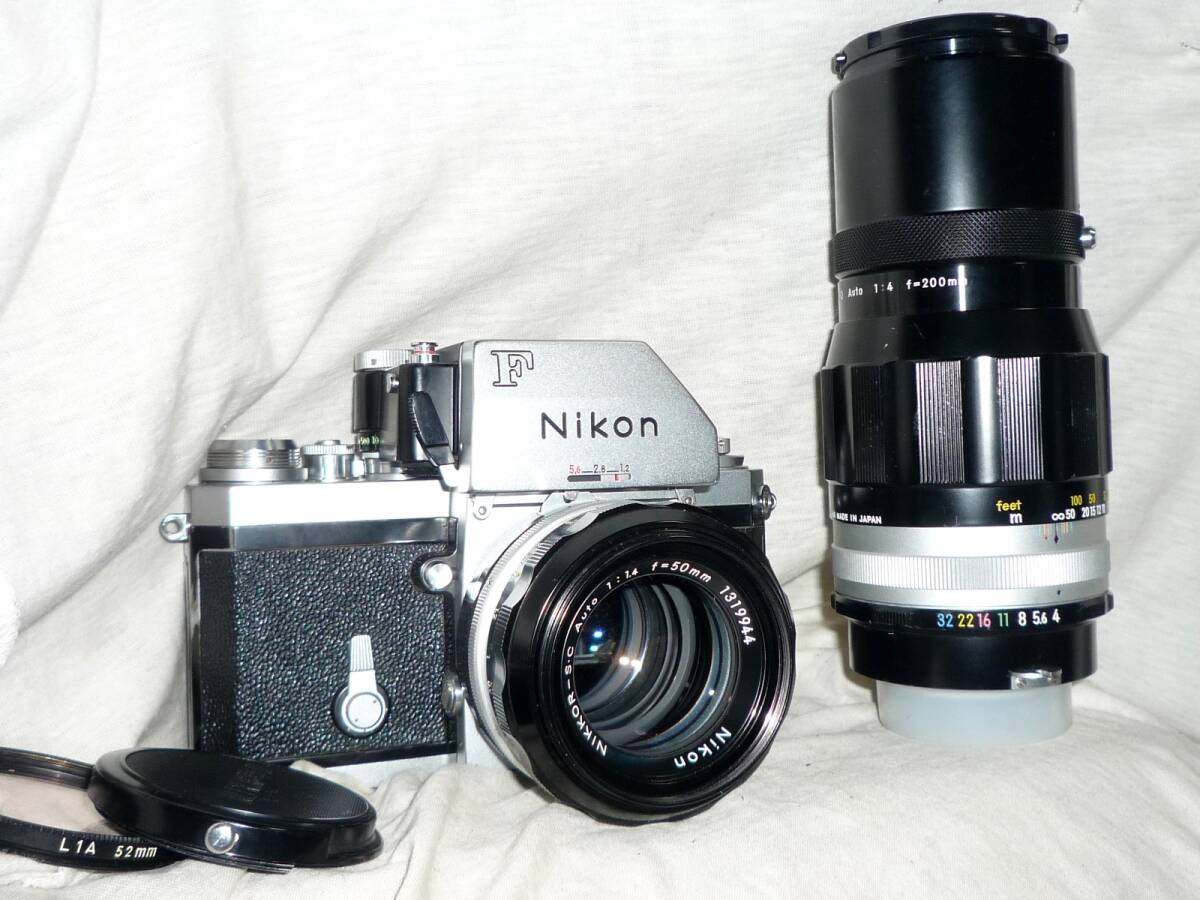 Nikon F(フォトミックファインダー、ニッコール50mm・F1.4、200mm・F4付)動作品