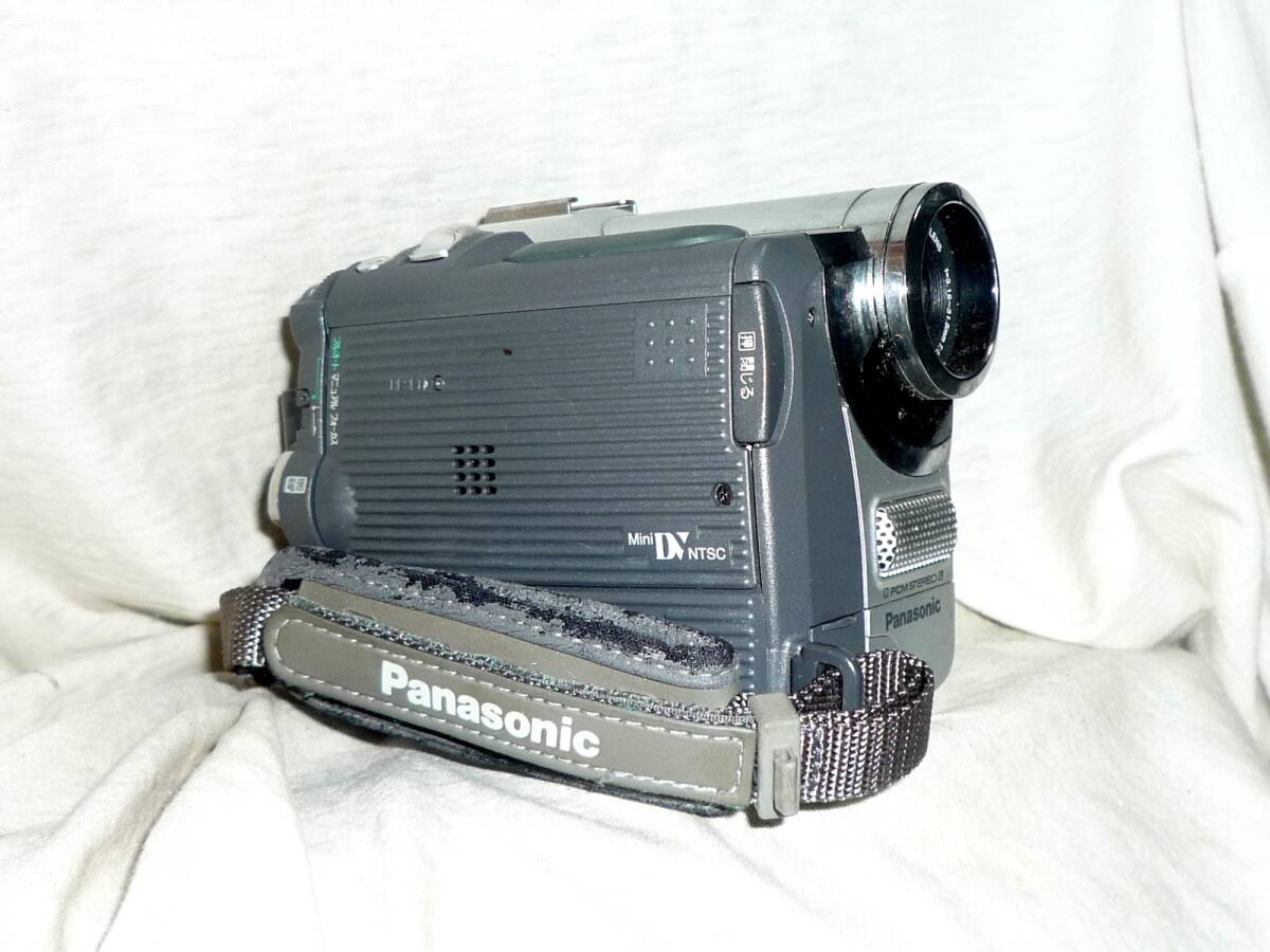 パナソニック デジタルビデオカメラ NV-GS5 (劣化バッテリー付き・動作品)液晶表面劣化の画像6