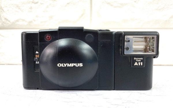 OLYMPUS オリンパス XA 2 コンパクトフィルムカメラ Electronic Flash A11 動作未確認 fah 4A960_画像1