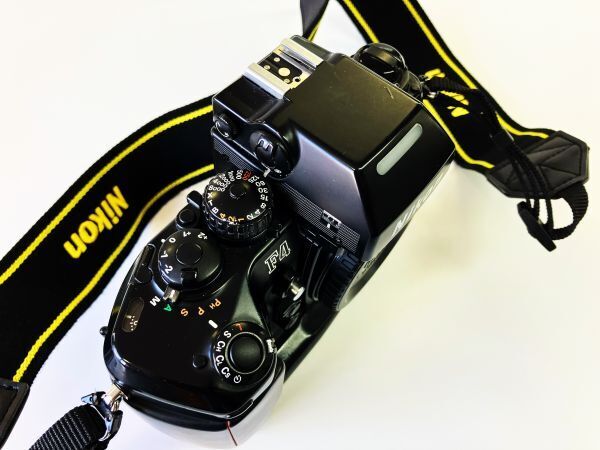 Yahoo!オークション - Nikon ニコン F4 一眼レフ フィルムカメラ Yahoo!オークション - Nikon ニコン F4 一眼レフ フィルムカメラ