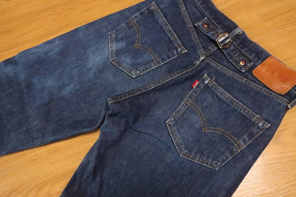 LV1■90's ビンテージ 復刻 LEVI'S 702XX big'E' デニム パンツ (30) 赤耳 / 501 の画像4