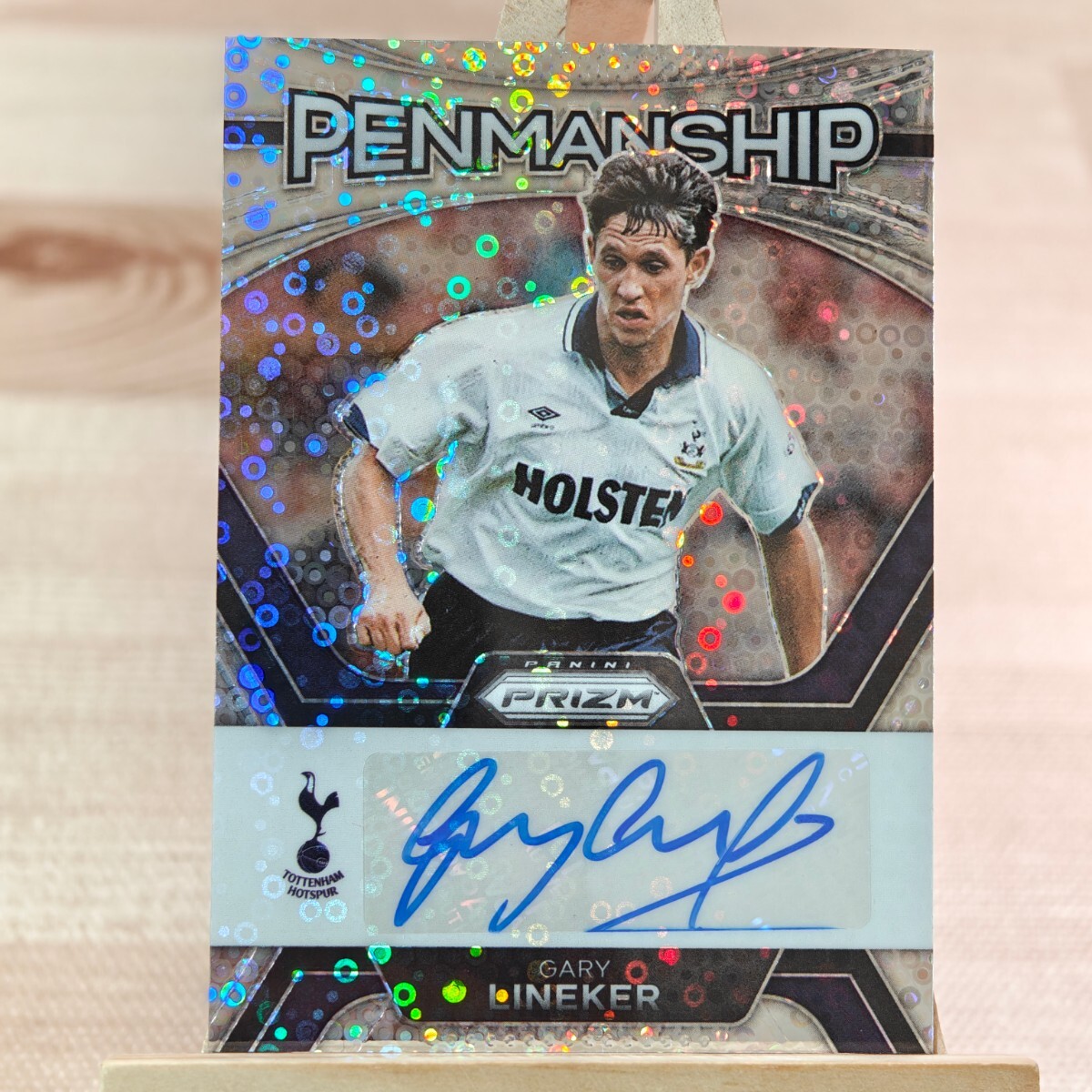 ゲーリー・リネカー 2023-24 Panini Prizm Premier League Breakaway Gary Lineker Penmanship Auto Hotspur 直筆サインカードの画像1