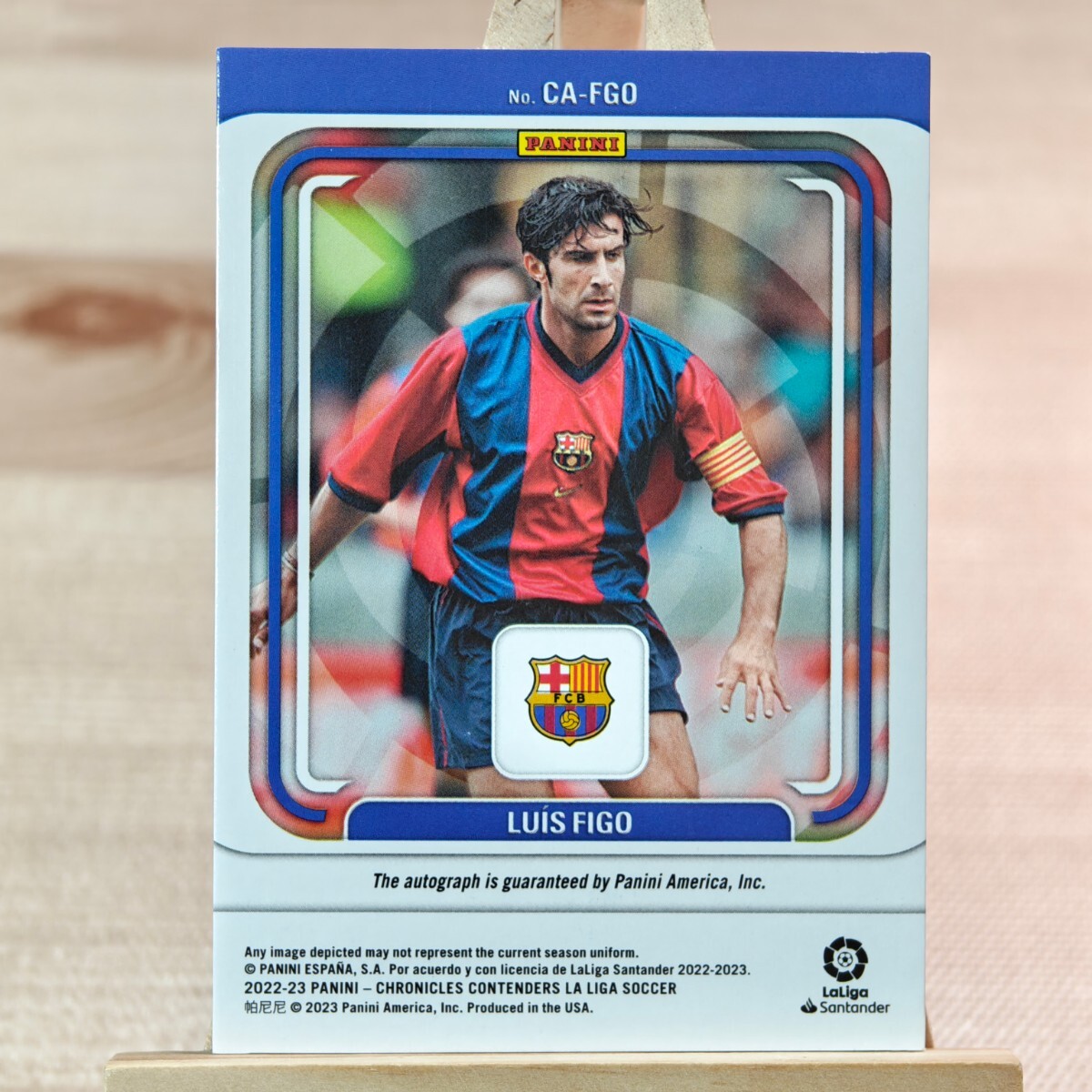 50枚限定 ルイス・フィーゴ 2022-23 Panini Chronicles Contenders Luis Figo 06/50 Barcelona 直筆サインカードの画像2