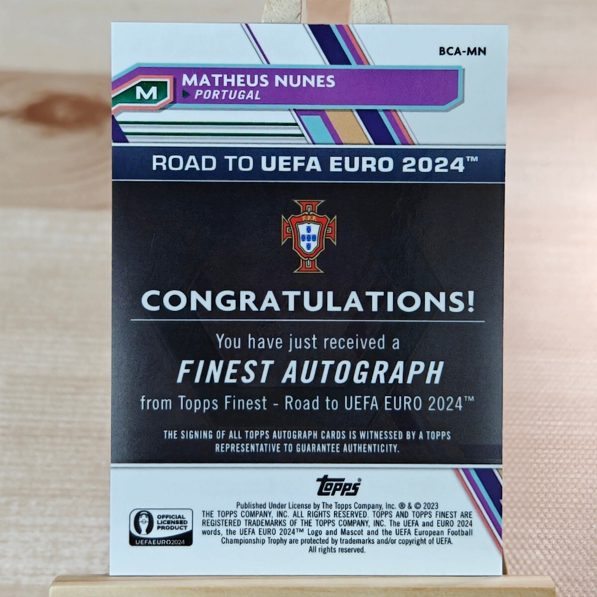 150枚限定 マテウス・ヌネス 2023-24 Topps Finest Road to UEFA Euro Matheus Nunes Blue Auto 075/150 Portugal 直筆サインカードの画像2