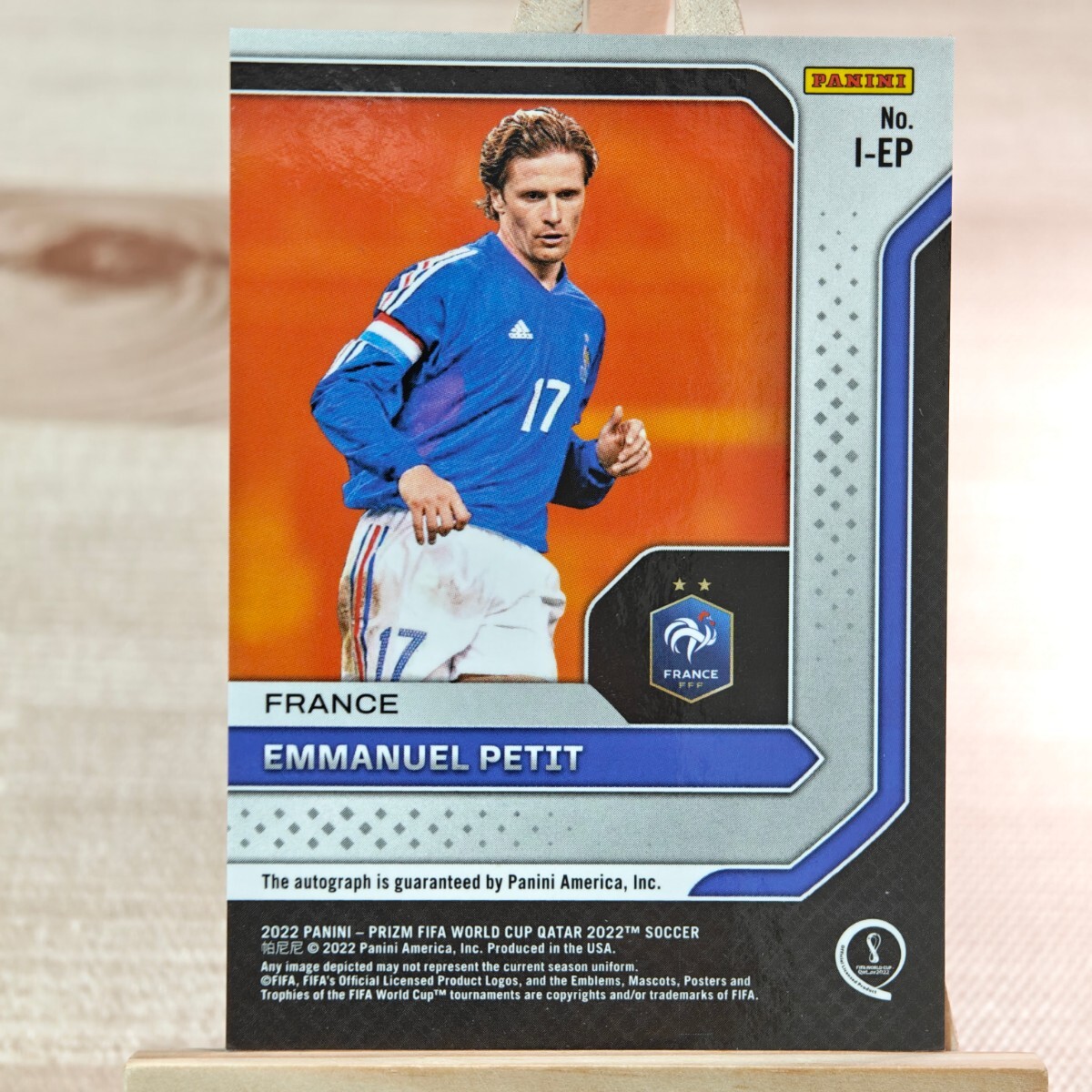 エマニュエル・プティ 2022 Panini World Cup Prizm International Ink Emmanuel Petit Auto 直筆サインカード_画像2