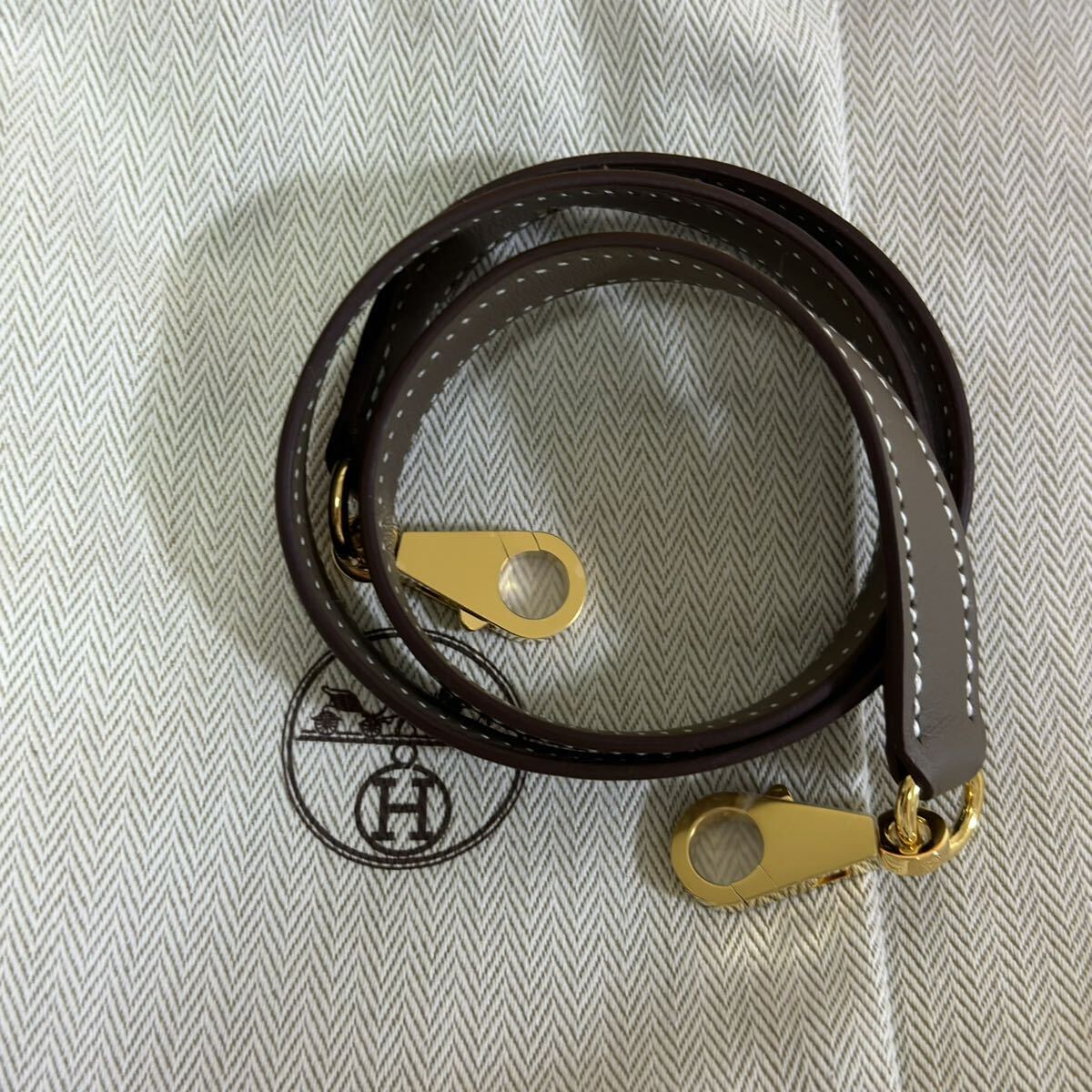 ☆HERMES（エルメス）☆ 【24/24 29cm エトゥープ ゴールド金具】24/24 ヴァンキャトル U刻印 美品 箱 ショップカード有り♪_画像5