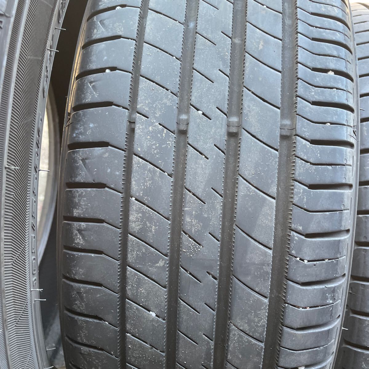 ダンロップ 185/55R16 4本セット 20年式 バリ山の画像3