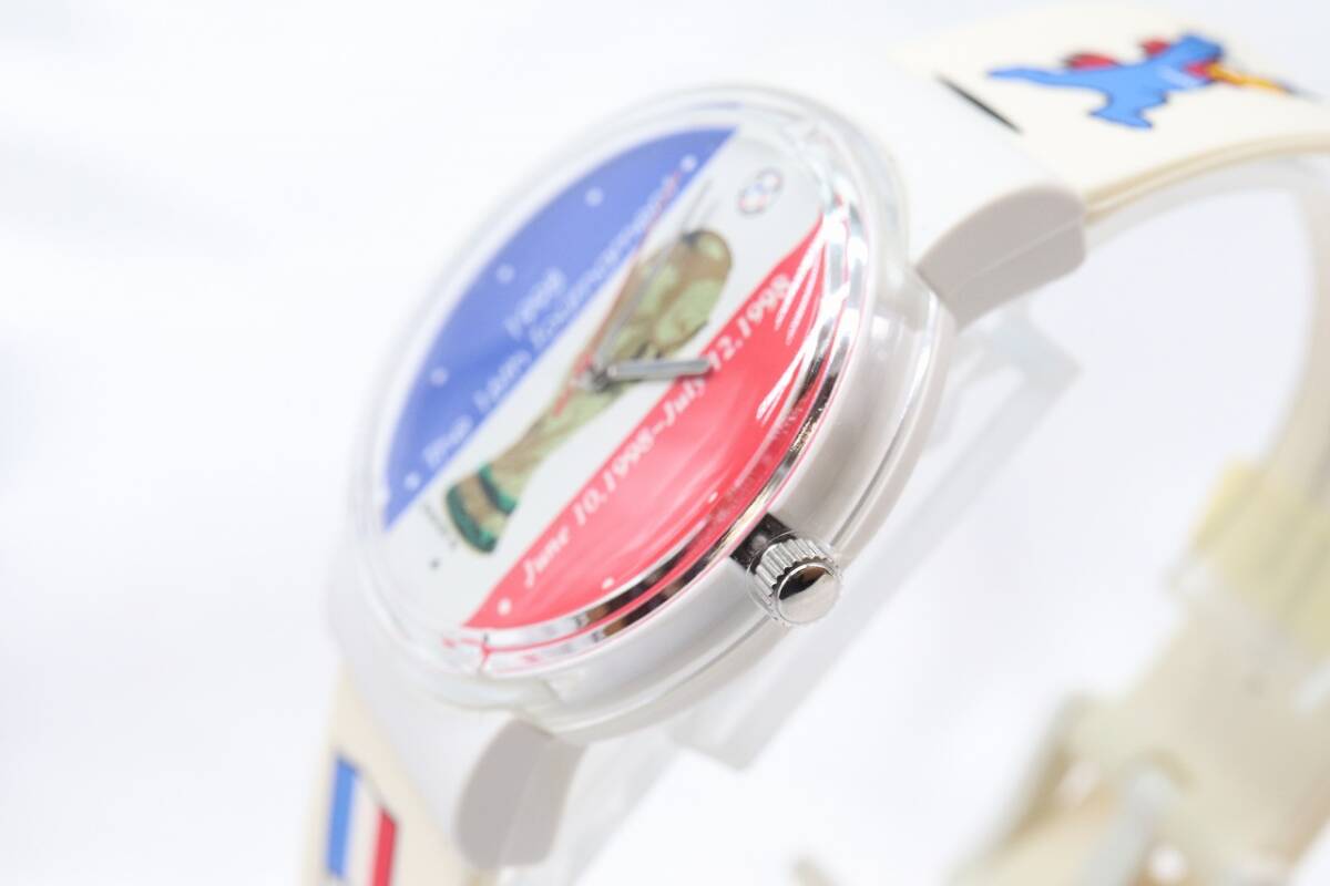 【W137-1】レア 動作品 電池交換済 1998 フランス FIFA ワールドカップ 腕時計 メンズ 箱付き【送料全国一律185円】_画像5