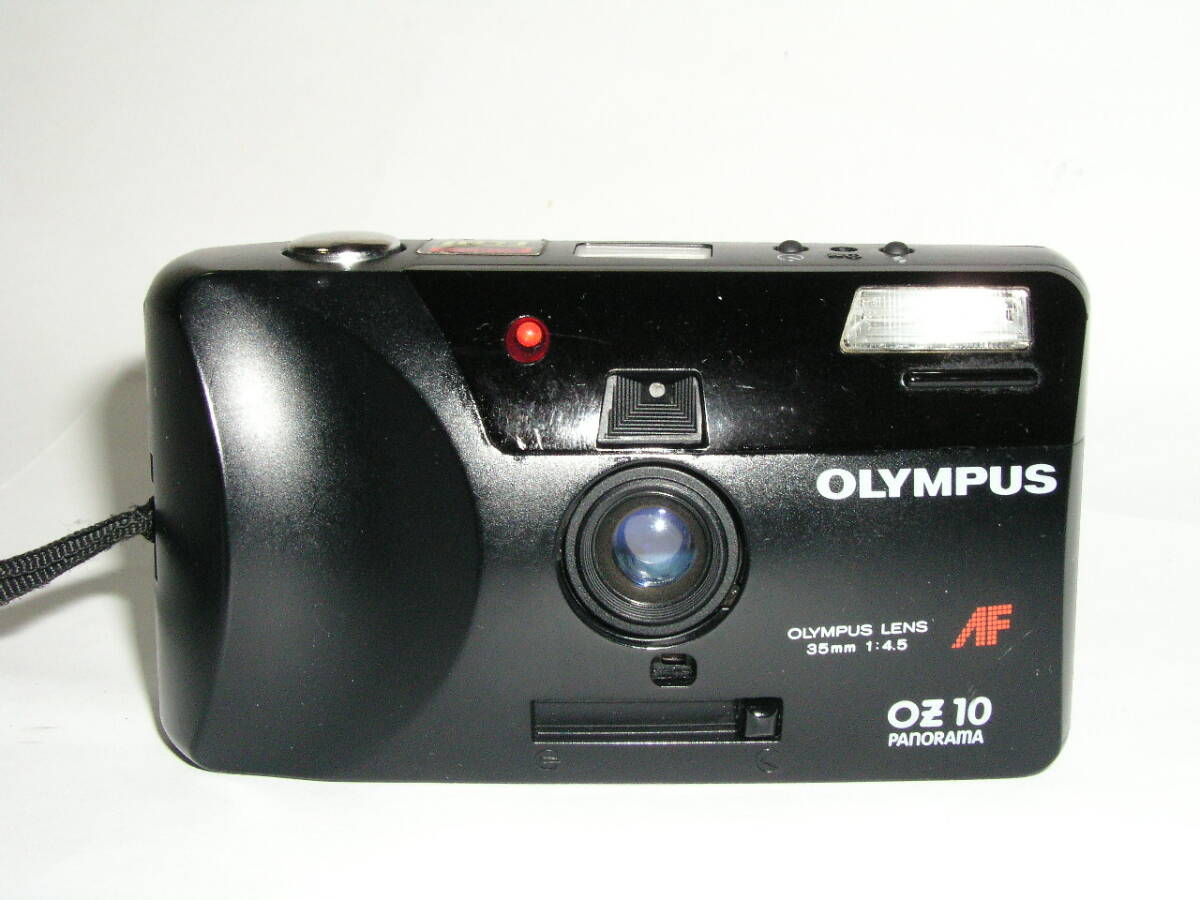 6067● OLYMPUS OZ 10 + KYOCERA P.mini3 PANORAMA 、単焦点カメラ2台で 電池は単三x２本 ●4129の画像2