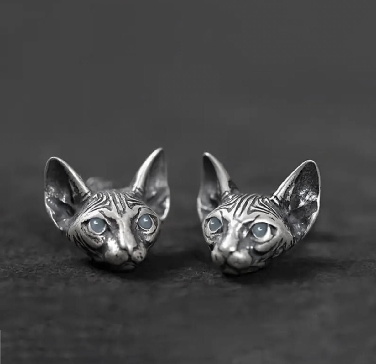 【猫ピアス】スフィンクス 猫 シルバー 輸入雑貨 レディース アクセサリー 細工 ピアス 可愛い ユニーク オシャレ 銀  金属