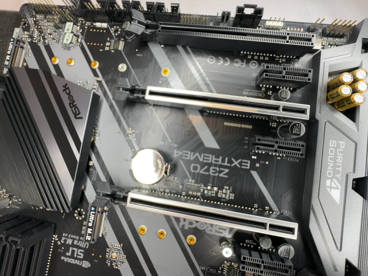 【送料無料】ATX LGA1151 ASRock Z370 Extreme4 マザーボード【中古】【ワンオーナー】_画像6