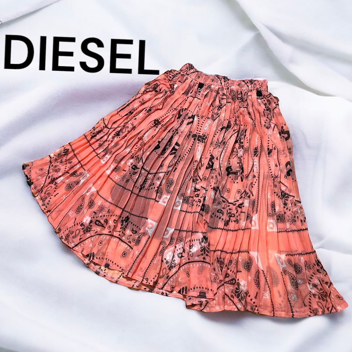 ディーゼル　シフォンプリーツスカート　ウエストゴム　ペイズリー柄　膝下丈　極美品　DIESEL プリーツスカート　バンダナ柄