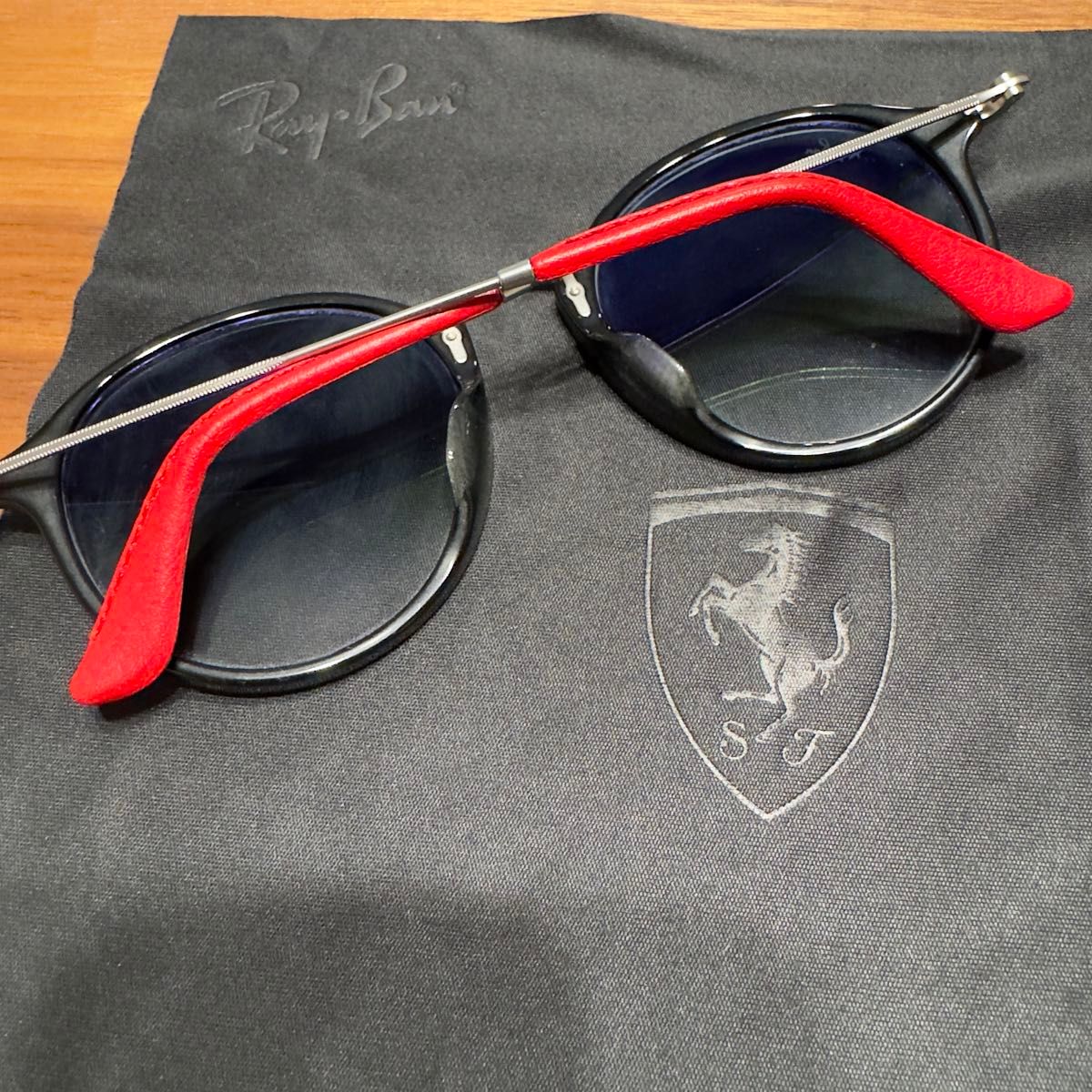 Ray-Ban × Ferrari コラボサングラス